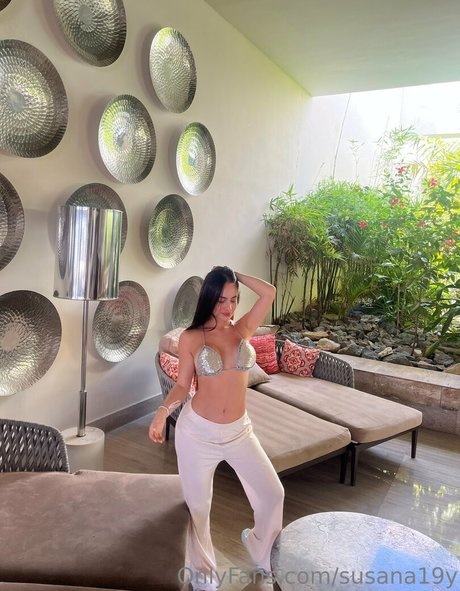 susana19y スター ヌード 写真