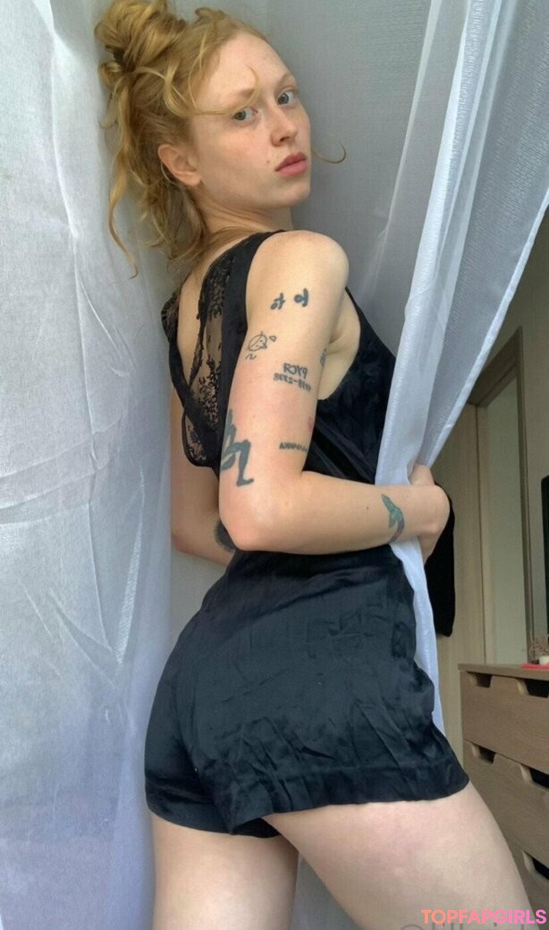 脱衣OnlyFans セクシーヌード 写真