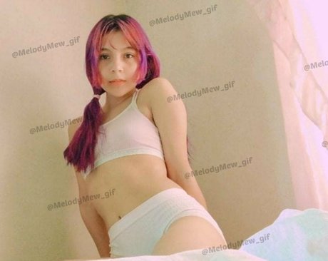 melodymew gif トップモデル 写真