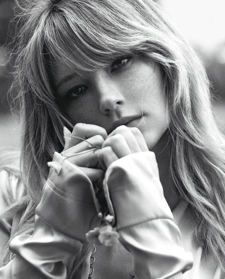 Haley Bennett ポルノスター パーフェクト 写真
