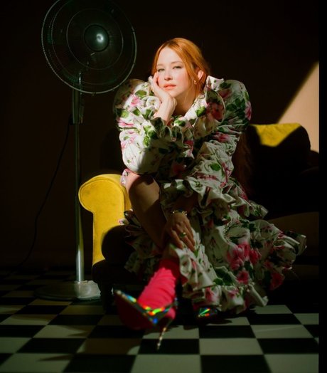 Haley Bennett ポルノスター 写真