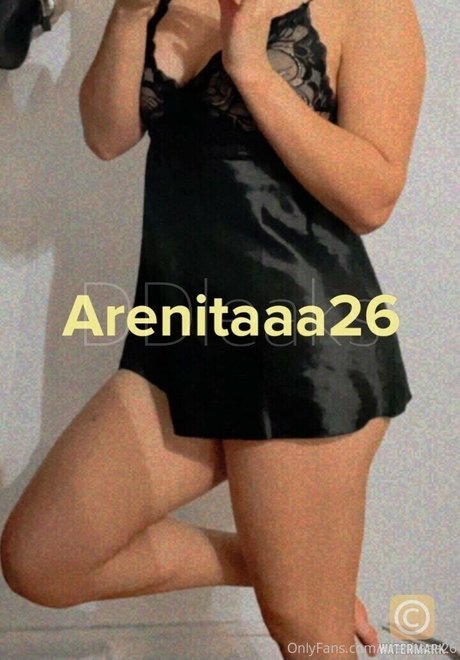 Sassi Zavala 裸モデル 画像