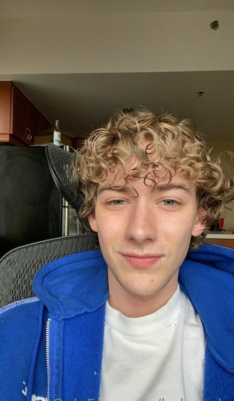 baby cale セクシーなポルノスター 写真