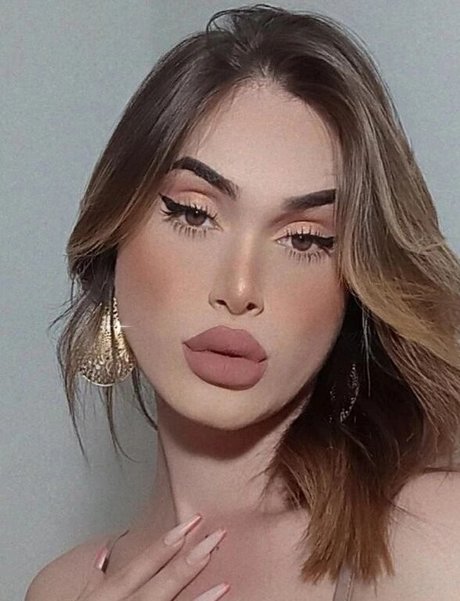 Sofia Fragoso ポルノスター ヌード 写真