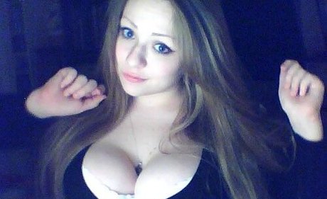 Xenia Muller ヌードモデル 写真