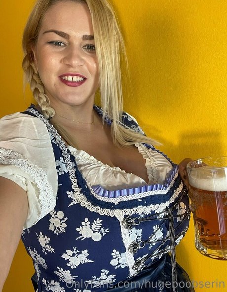 hugeboobserin 独占モデル 画像
