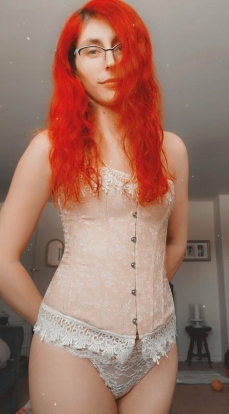 littleeevee66 美しい女優 写真