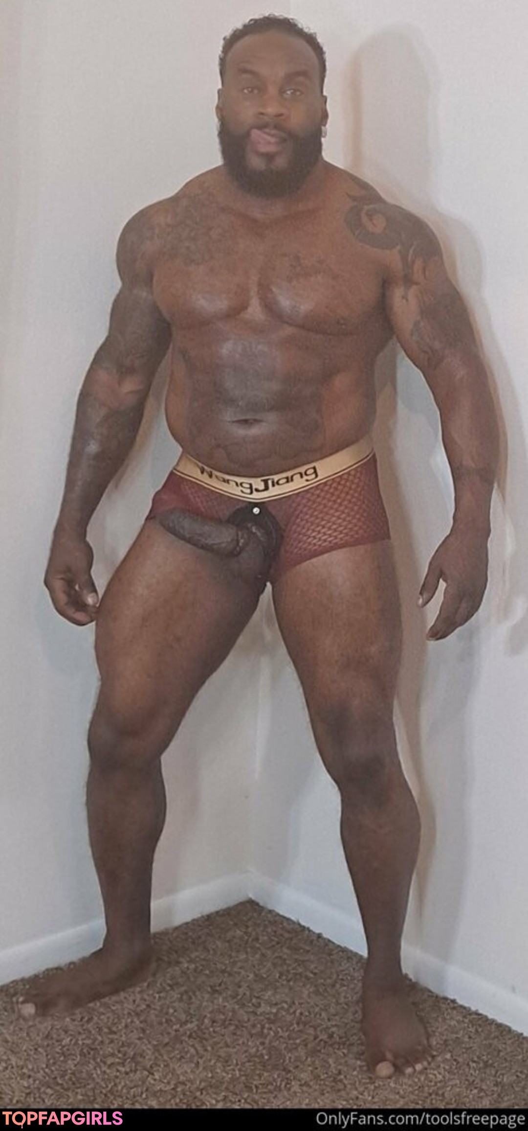 膨らみ OnlyFans 無料裸 写真