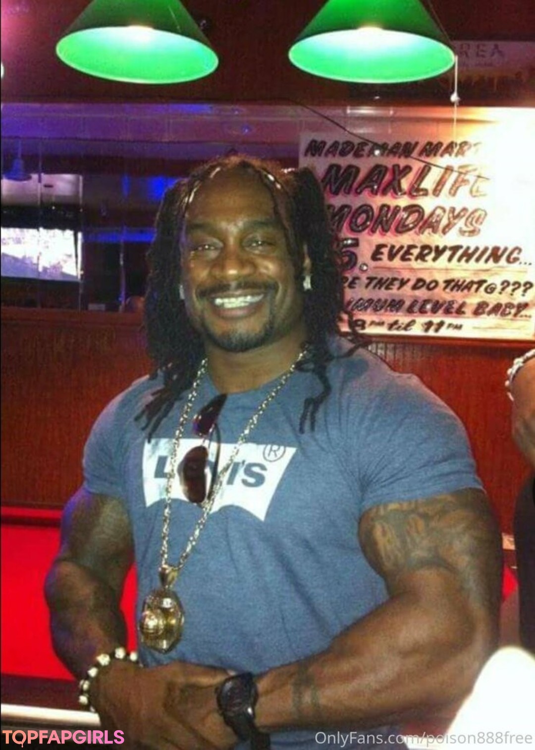 toolsfreepage ポルノモデル 画像