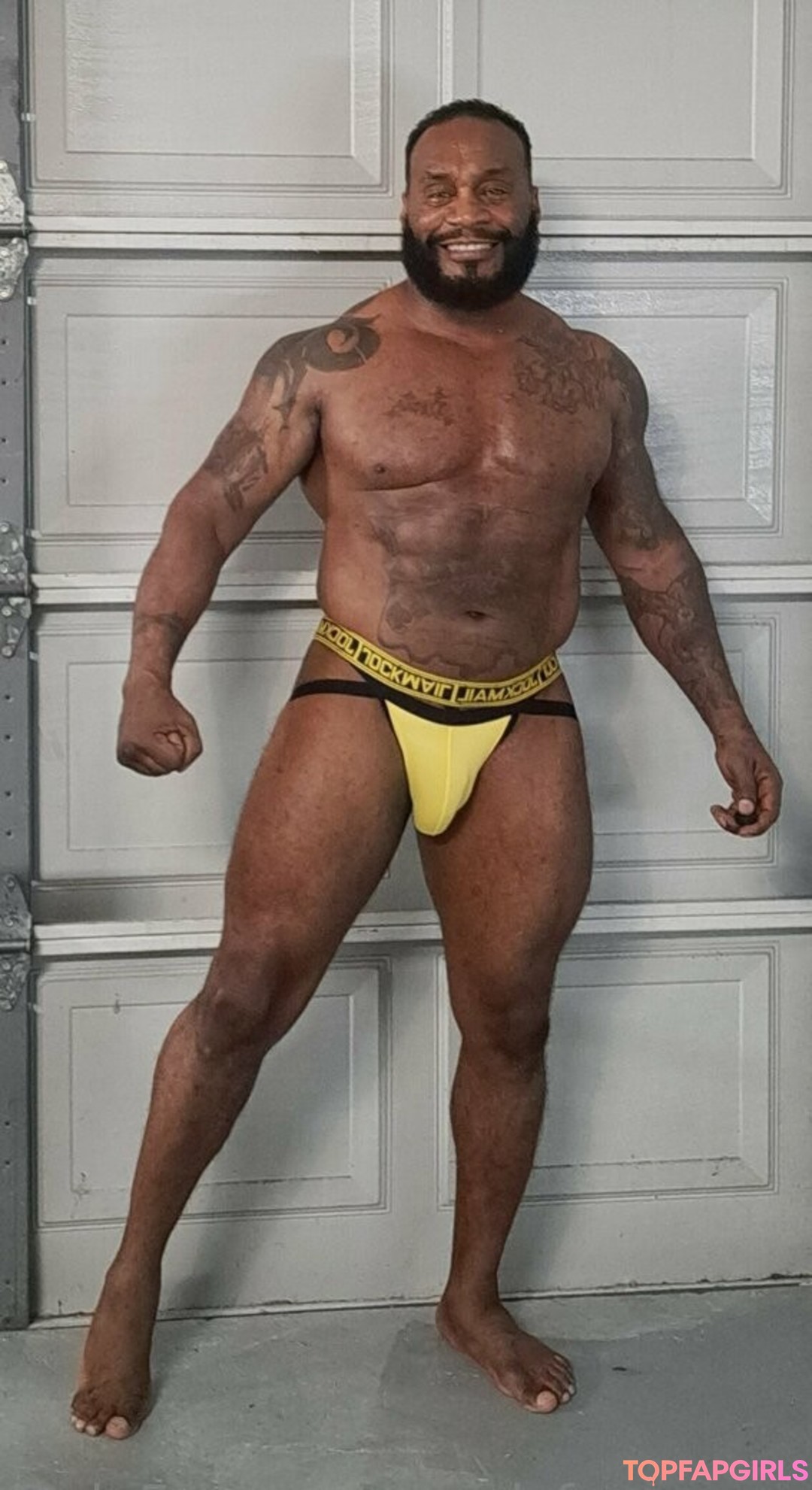 美しいラテン系オンリーファンズ ホットセクシー ギャラリー