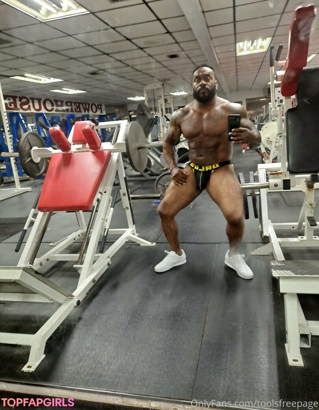 プッシータトゥーOnlyFans HD 写真