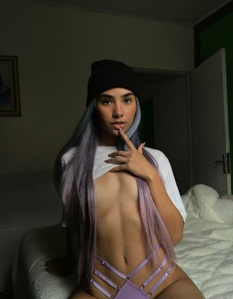 Isis Rodrigues HDスター 写真