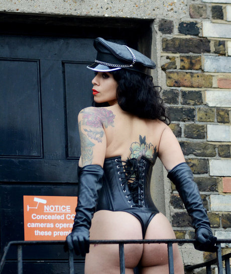 mistresssophiasahara ポルノスター 写真