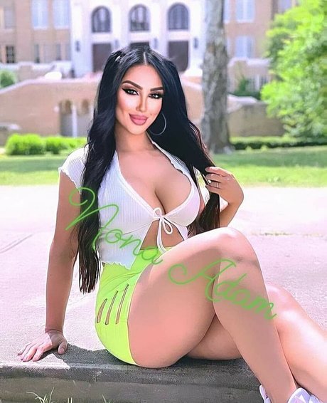 Nona Adams アダルトスター 画像