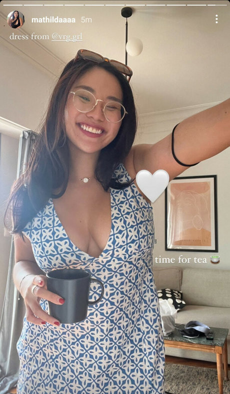 Mathilda Huang ポルノスター セックス アーカイブ