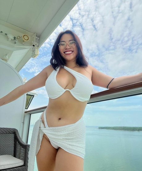 Mathilda Huang 美しいモデル 画像