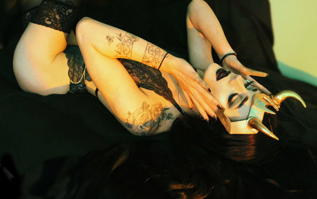 erinrileycos HDスター 写真