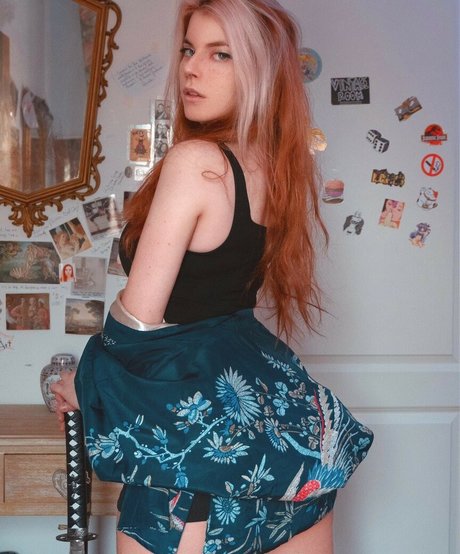 Lucilla Materazzi ポルノモデル 写真