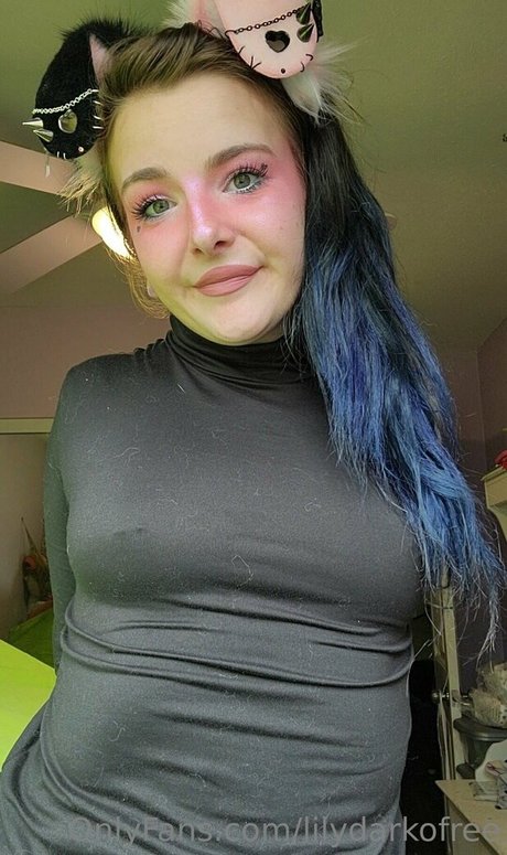lilydarkofree ホットモデル 画像