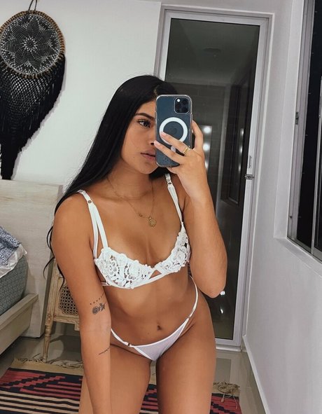 mala morena セクシーモデル 写真