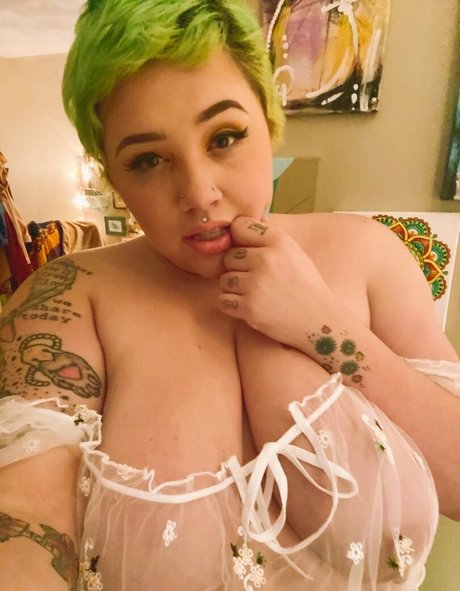catalinahaldova ポルノスター ホット 写真