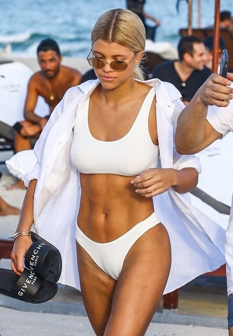 Sofia Richie ポルノスター 画像
