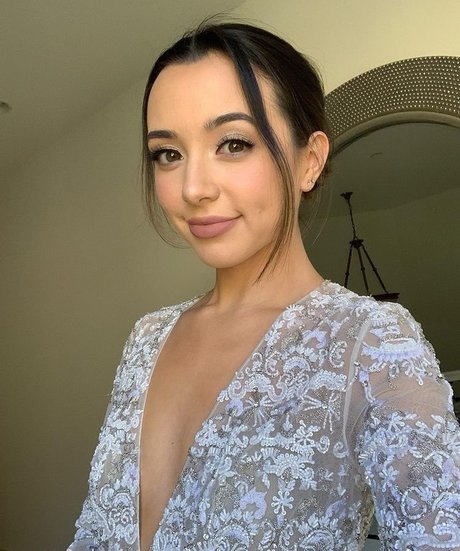 Merrell Twins ヌードモデル 画像