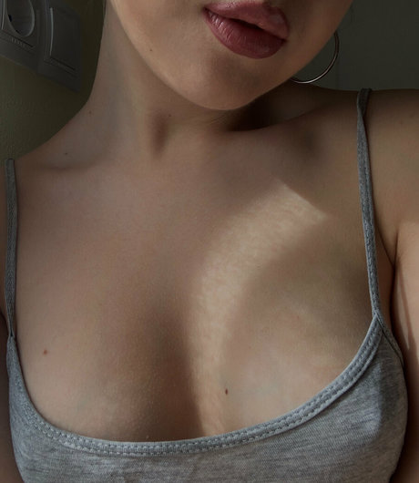 アジアンダディOnlyFans 裸 画像