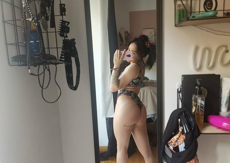 lexiemoonx アダルトスター 画像