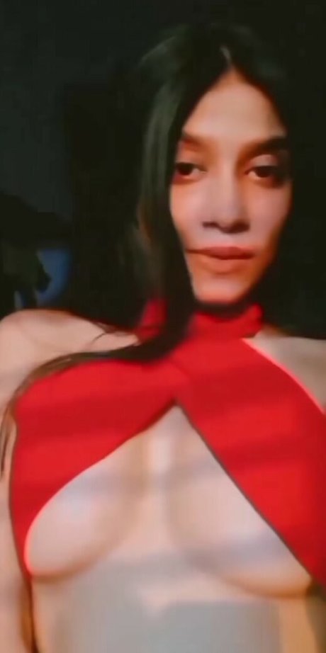 Uva Roy セクシーモデル 写真