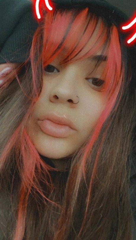 emilyelixer ポルノモデル 画像