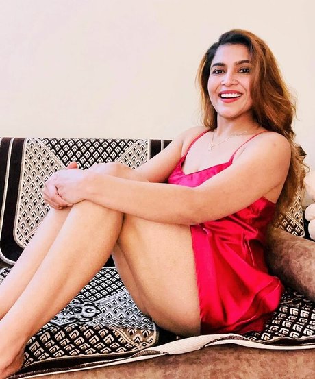 Tanya Chaudhari top profile image