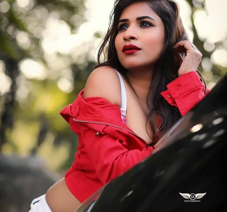 Muskaan Agarwal 無料モデル ギャラリー
