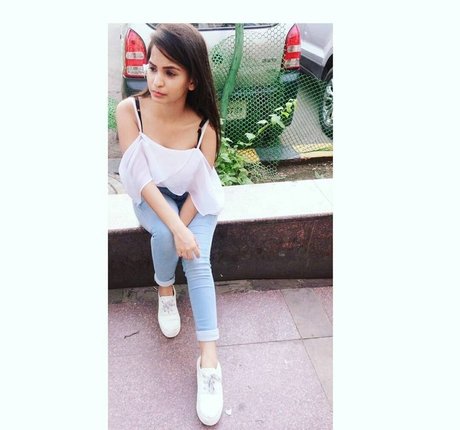 Anjali Gupta アダルトモデル 画像