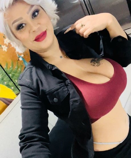 Myra La Chula ポルノモデル 画像