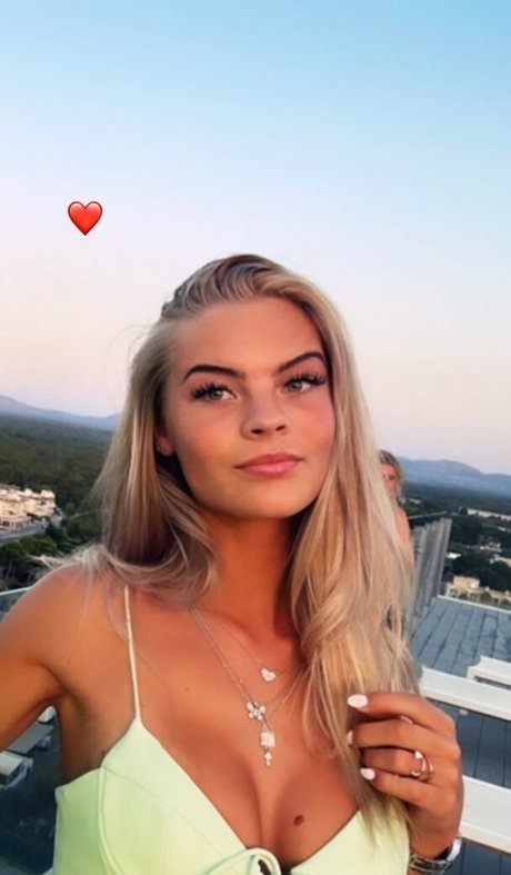 Iris Elzerman セックスモデル 画像