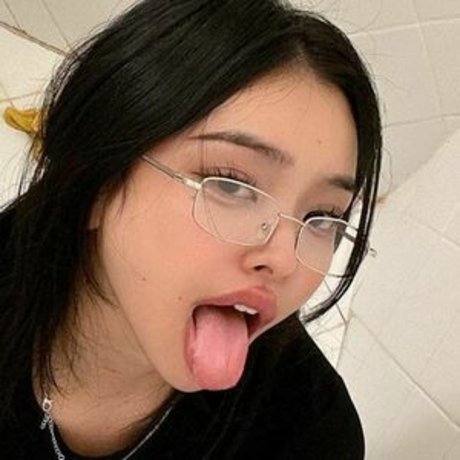 Plushydani ポルノスター トップ 画像