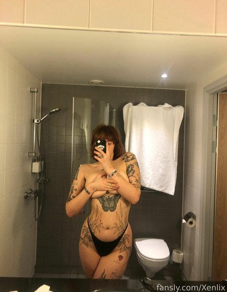 Xenlix トップポルノスター 写真