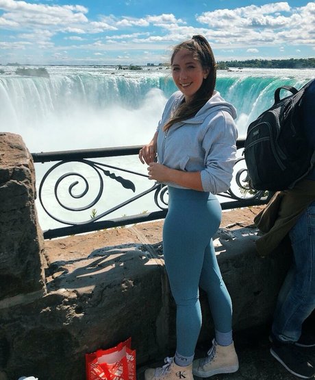 Sophia Ellis ポルノスター 美しい 写真