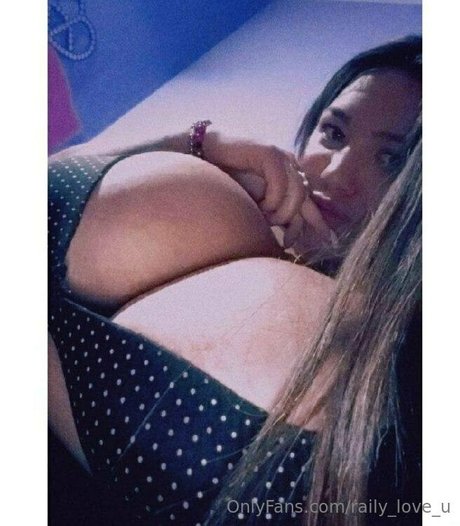 アニメガールズオンリーファン セクシーヌード 写真