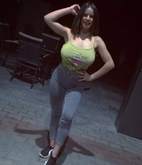 Denisa R Maria ポルノスター xxx 写真