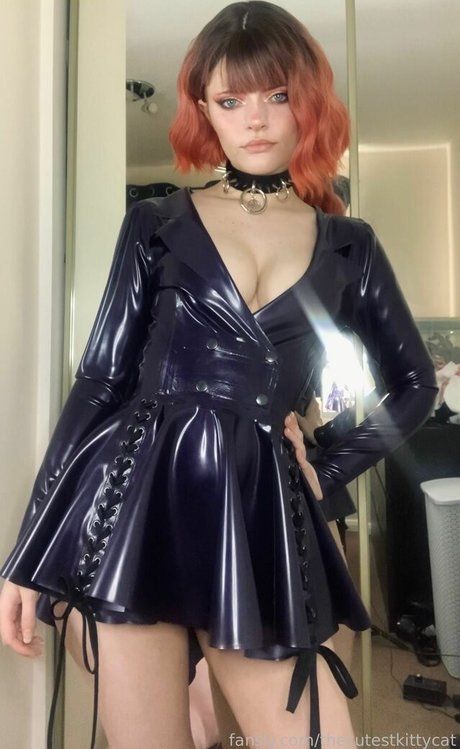 小柄なトゥインクOnlyFans 美しいxxx 画像