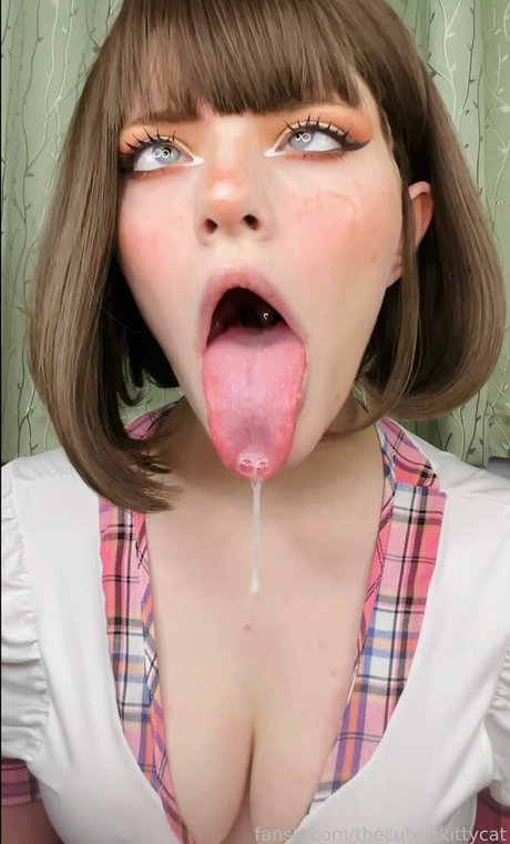 BBC売春婦OnlyFans 可愛い 写真
