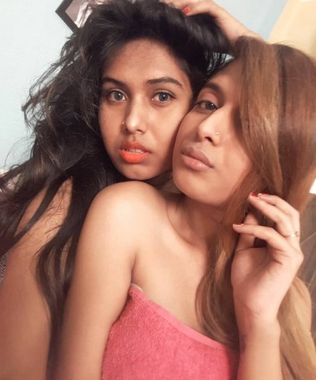 Hemoshree Bhadra xxx女優 アーカイブ