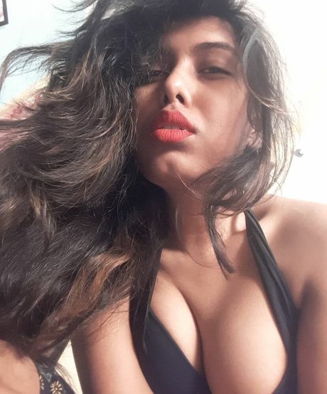 Hemoshree Bhadra スター 画像