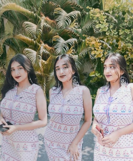 Ruchika Tandon 無料のスター 写真