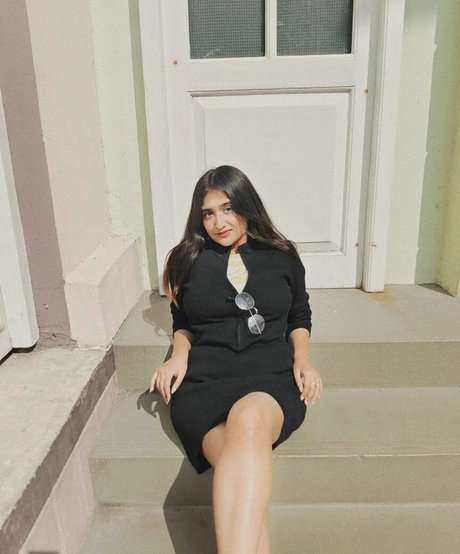 Ruchika Tandon アダルトモデル 画像