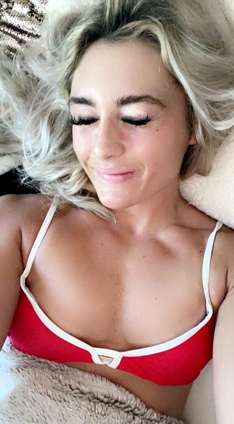 Tiffany Stratton Wwe 無料モデル 写真