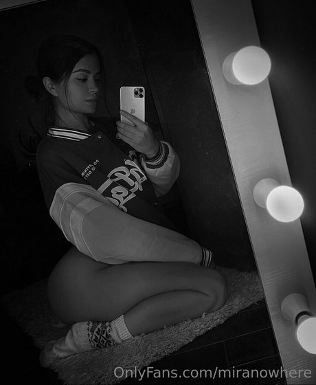 BBWオンリーファン ホット裸 画像