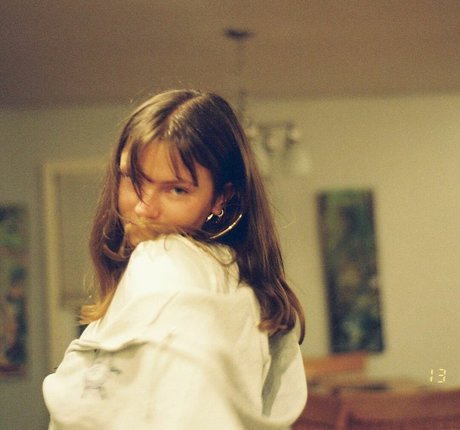 Lola Dubrul HDポルノスター 画像